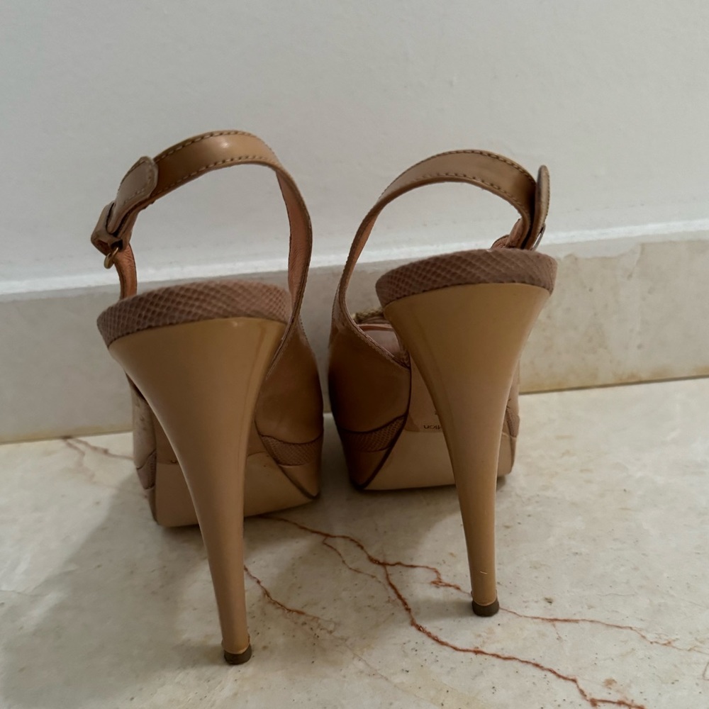 Mac Collection Heels - Picture 3 of 4